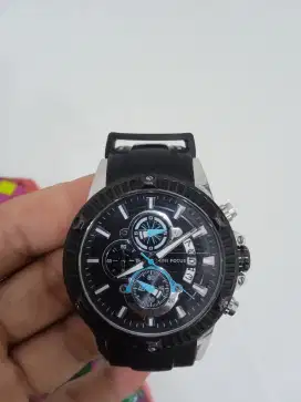Jam tangan mini focus