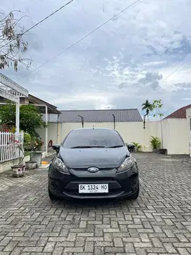 Ford friesta 1.4 Trend A/T 2010 low km 69 k ori