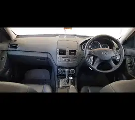 Mercedes-Benz C-Class 2011 Bensin