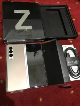 Samsung Z Fold 3