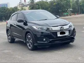 HONDA HR-V E CVT 2019 HITAM DIJUAL CEPAT KM LOW ANTIK