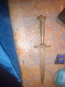 Sangkur Garuda bahan kuningan