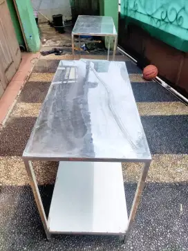 Meja stainless dan booth kaca