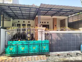 Rumah 1 setengah lantai akses pintu tol cimanggis bukit golf