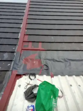 Tukang atap bocor ganti atap rumah