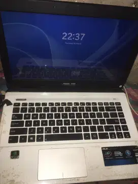 Dijual cepat leptop asus