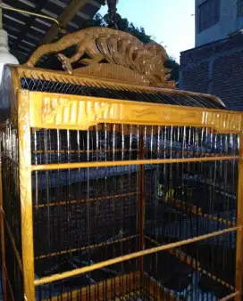 Sangkar kandang burung ukir motif