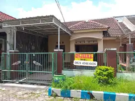 Rumah Taman Anggaswangi