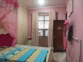 DISEWAKAN RUMAH CLUSTER TERAWAT FULL FURNISH DI SAYAP SOEKARNO HATTA