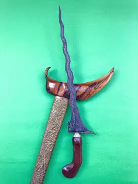 KERIS SINGO BARONG