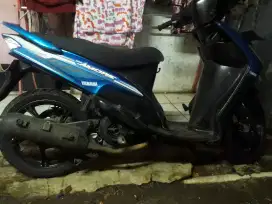 Jual butuh motor mio smile warna biru 3jt nego