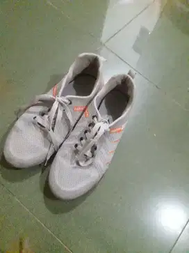 Jual sepatu nmr 41