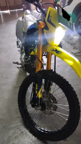 Kawasaki KLX 150 se +