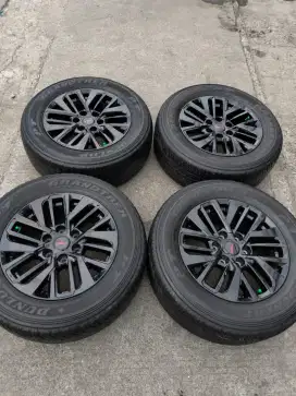 .jual veleg.ori fortuner trd r 18.plus nan