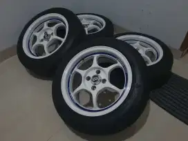 Ban Velg Racing Mobil 195/55/R15 PCD 4X100 ET40 15X7.0J Bandung