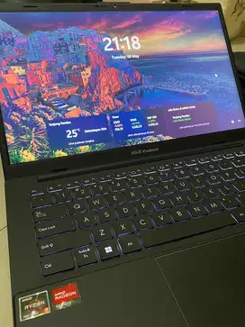 ASUS VIVOBOOK GO RYZEN *SUPER MINT CONDITION