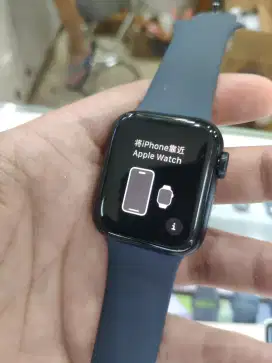 Apple Watch se 2 40mm ex bli bli resmi bh 100 garansi panjang