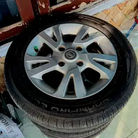 Velg OEM  + Ban (Grand Livina)