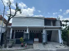 Dikontrakan Rumah di pusat kota dekat dengan terminal & alun2 Madiun