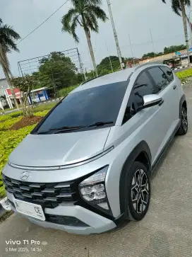 HYUNDAI STARGAZER X IVT GRAVITY GOLD MATTE - 7SEAT