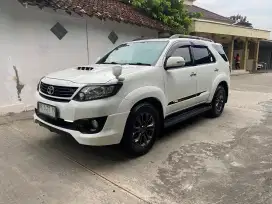Dijual Fortuner 2014 2.5 G VNT Diesel Automatic