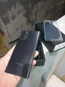 Samsung note 20 8/256GB SEIN fullset
