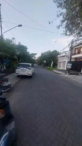 RUMAH DESAIN CLASIC MODERN LT 153m² di Semarang Timur