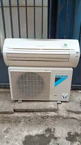 Dijual ac merk DAIKIN 1pk bekas/second