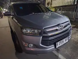 Innova G 2.4 MT 2017/2018.