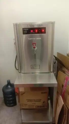 Mesin Pemanas Air Bekas Mixue