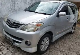 Toyota Avanza s 2010 Bensin