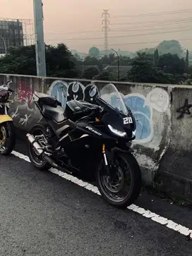 DI JUAL YAMAHA R15 V3 2018