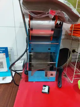 Mesin press gelas