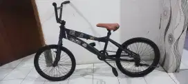 Sepeda bmx pacific cat ulang uk 20 rem toepedo siap paki