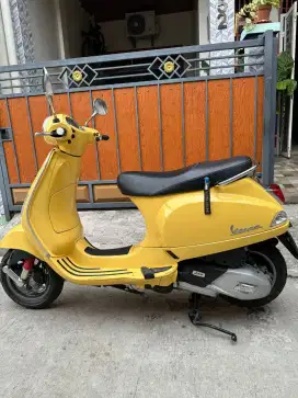 Jual Cepat/Vespa LX125/2021/Second