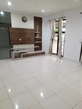 Rumah Siap Huni Strategis Cluster Whelford Greenwich BSD city