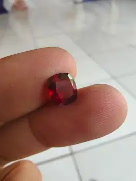 Natural Rhodolite Garnet Malawi 2.55crt Luster Gemericik Nyala