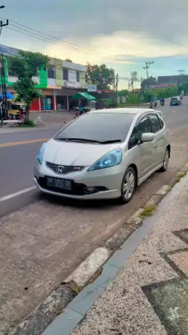 Honda jazz manual 2010 abu- abu