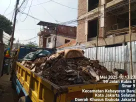Jasa buang puing/tanah sampah proyek dll
