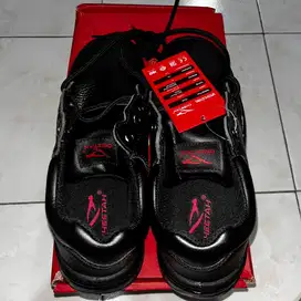 Dijual Sepatu Safety Baru Merk Cheetah uk.7 / 41