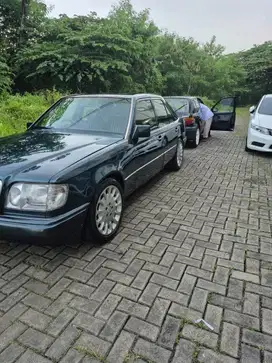 Mercedes-Benz E320 1994 Bensin