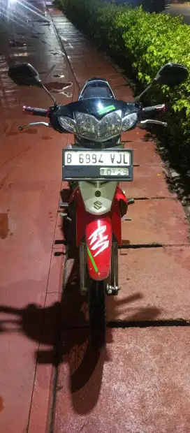 Suzuki Shogun 2004