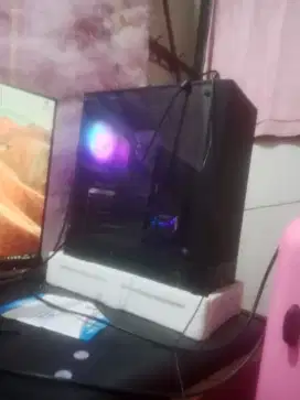 *Monitor Gaming AOC 23.8 (24G2E5)