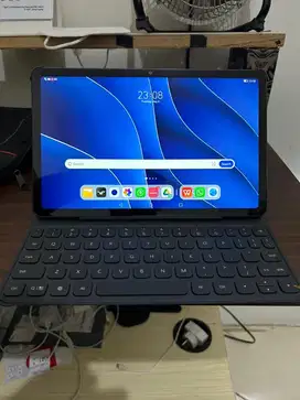 Huawei Matepad R + keyboard mulus nominus siap pake