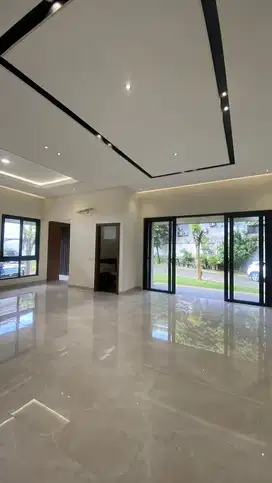 Dijual Rumah Mewah Bangunan Mandiri Hoek Minimalis BSD City