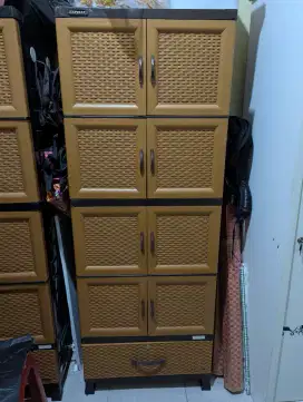 Lemari napolly 4 susun + 1 laci, seperti baru.