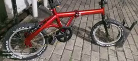 Sepeda lipat 16 inch restorasi