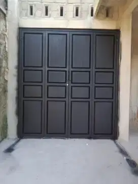 Pintu besi Galvanis