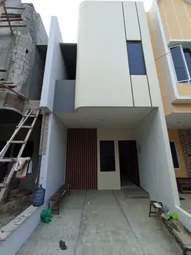 Dijual Rumah 2 Lantai Cimpaeun 10 Menitan ke Toll Cimanggis