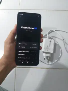 Poco M6
Ram 8/256GB